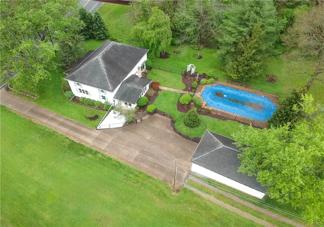 Photo 3 of Single family home for sale at 796 Bebout Rd, Venetia, PA 15367 | MLS# 1751486 | Listing updated on 2026-05-04