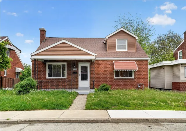 Homes for sale in Mc Keesport, PA | 1019 Washington St, Mc Keesport, PA 15132 | MLS# 1750305