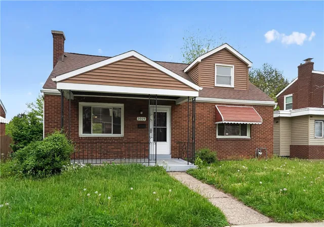 Homes for sale in Mc Keesport, PA | 1019 Washington St, Mc Keesport, PA 15132 | MLS# 1750305