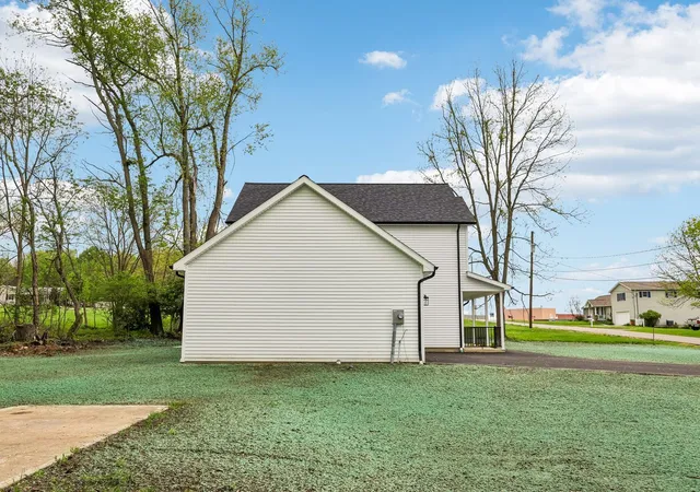 30th image of 514 Falcon St, Union Twp, PA 16101 | MLS# 1751577