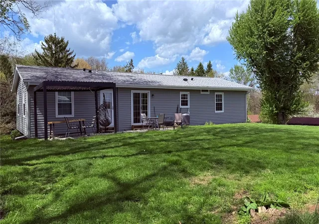 5th image of 107 W Hillcrest Rd, Nottingham, PA 15330 | MLS# 1751604