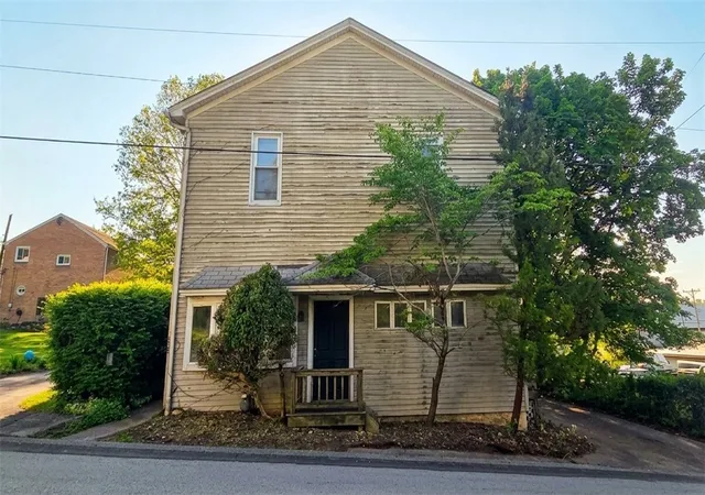 Homes for sale in Irwin, PA | 700 Bridge Street, Irwin, PA 15642 | MLS# 1751420