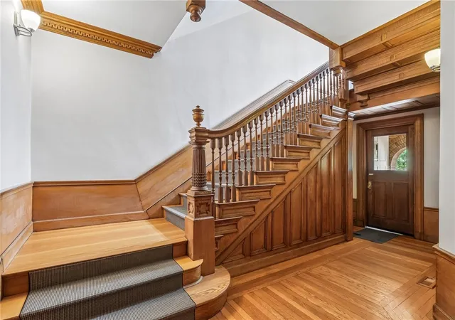 2nd image of 5321 5th Ave #5, Shadyside, PA 15232 | MLS# 1751636