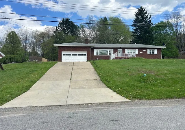 1st image of 541 Morningstar Dr, Ellwood City, PA 16117 | MLS# 1750533