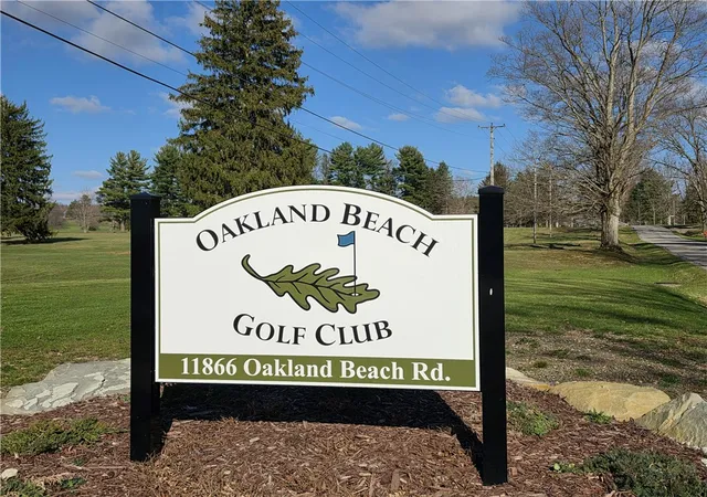 Homes for sale in Conneaut Lake, PA | 11753 Oakview Rd, Conneaut Lake, PA 16316 | MLS# 1751630