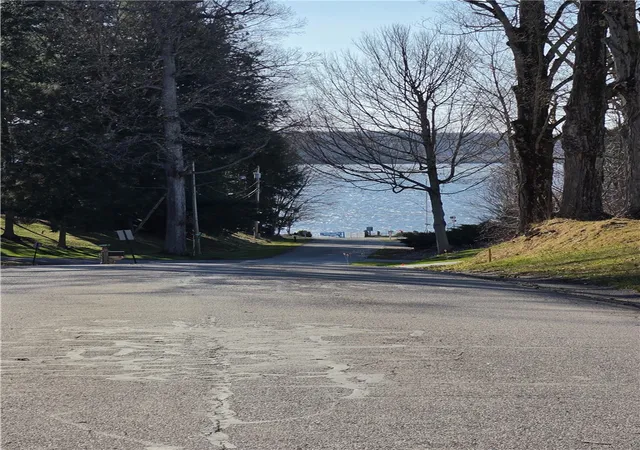 Homes for sale in Conneaut Lake, PA | 11753 Oakview Rd, Conneaut Lake, PA 16316 | MLS# 1751630