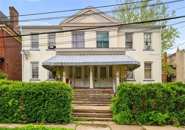 Homes for sale in Bellevue, PA | 416 & 418 Hallett Pl, Bellevue, PA 15202 | MLS# 1751168