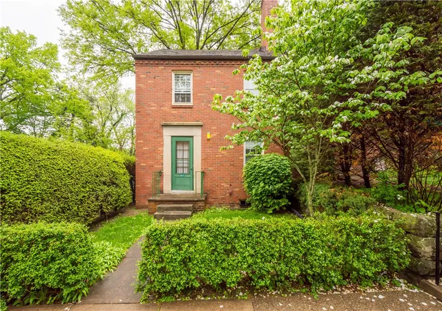 5th image of 611 Olympia Road, Mt Washington, PA 15211 | MLS# 1751648