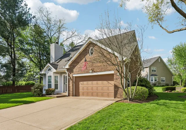 2nd image of 845 Fairways Dr, Oakmont, PA 15139 | MLS# 1751674