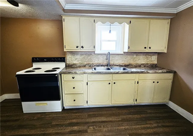 5th image of 10 Eggers Ave, Belle Vernon, PA 15012 | MLS# 1751680