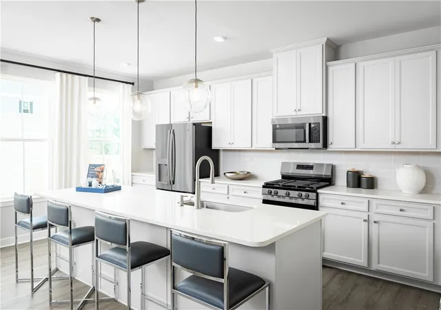 Photo 3 of Sale Pending at 184 Breckenridge Ct, Cranberry Township, PA 16066 | MLS# 1751692 | Listing updated on 2026-07-01