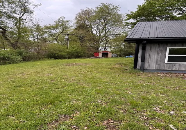 2nd image of 11 Old Saxonburg Blvd, Tarentum, PA 15084 | MLS# 1751700
