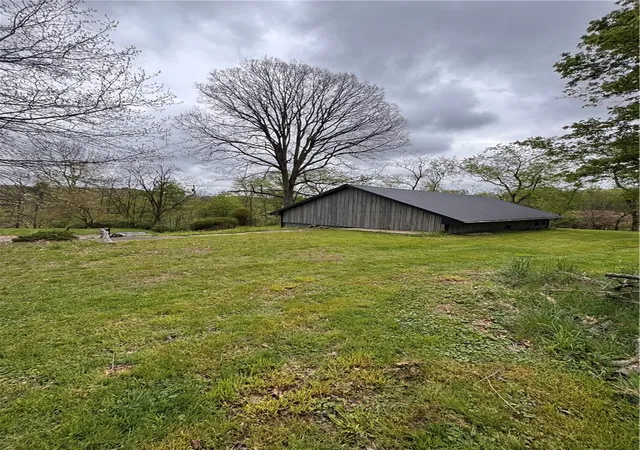 6th image of 11 Old Saxonburg Blvd, Tarentum, PA 15084 | MLS# 1751700