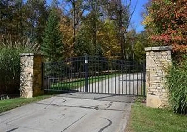 Homes for sale in Seven Springs Resort, PA | 182 Pheasant Run Ln, Seven Springs Resort, PA 15622 | MLS# 1751738