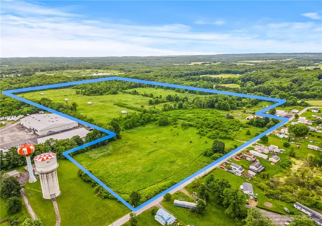 Homes for sale in Springfield Twp, PA | 318 Old Ash Rd, Springfield Twp, PA 16137 | MLS# 1751758