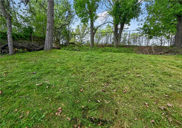 Homes for sale in Baldwin Boro, PA | 5164 Curry Road, Baldwin Boro, PA 15236 | MLS# 1751794