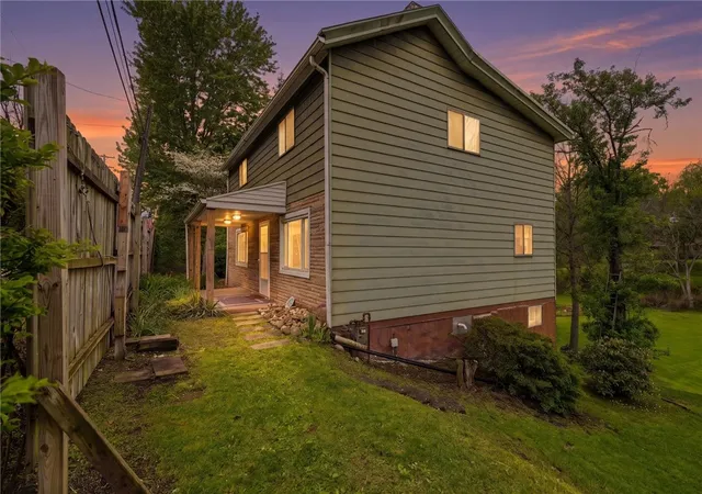 Homes for sale in West Mifflin, PA | 1058 Thompson Run Rd, West Mifflin, PA 15122 | MLS# 1751843