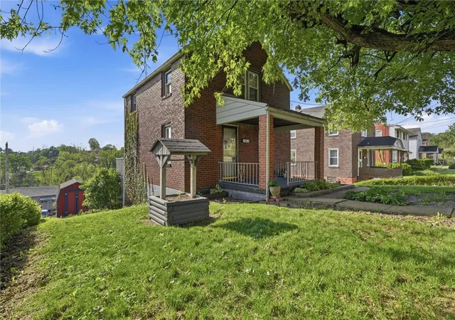 4th image of 1965 Anna Ave, West Mifflin, PA 15122 | MLS# 1751813