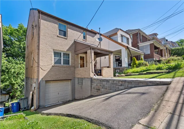 2nd image of 1111 Bellaire Ave, Brookline, PA 15226 | MLS# 1751871