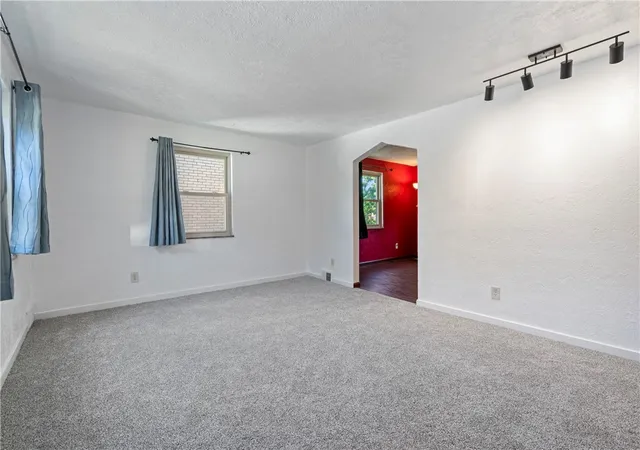 3rd image of 1111 Bellaire Ave, Brookline, PA 15226 | MLS# 1751871