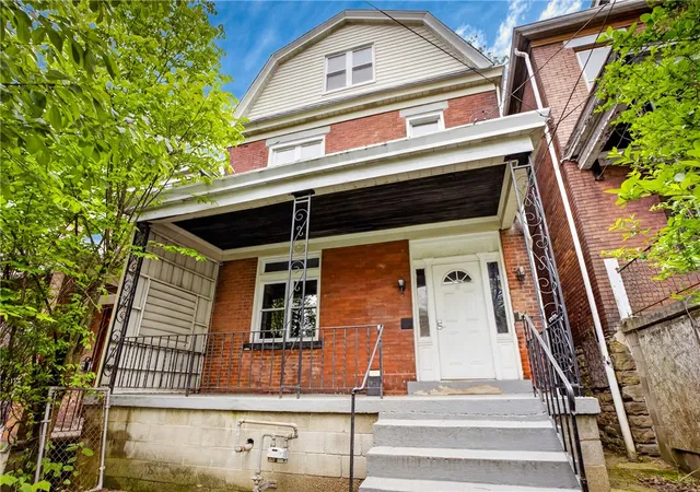 Homes for sale in Garfield, PA | 5404 Black St, Garfield, PA 15206 | MLS# 1751889