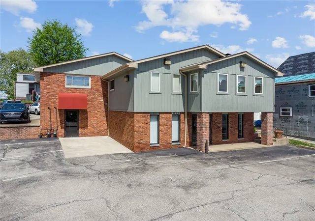 Homes for sale in East Mc Keesport, PA | 601 Lincoln Hwy, East Mc Keesport, PA 15035 | MLS# 1751896