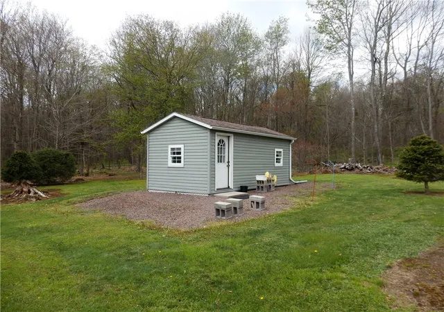 Homes for sale in Greenville Twp, PA | 4015 Greenville Rd, Greenville Twp, PA 15552 | MLS# 1751936