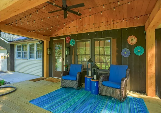 Photo 2 of Single family home for sale at 304 Orlando Ave, New Castle, PA 16105 | MLS# 1751998 | Listing updated on 2026-07-13