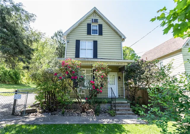 Homes for sale in South Connellsville, PA | 1213 Mccormick Ave, South Connellsville, PA 15425 | MLS# 1752050