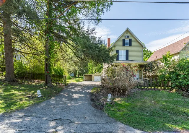 Homes for sale in South Connellsville, PA | 1213 Mccormick Ave, South Connellsville, PA 15425 | MLS# 1752050