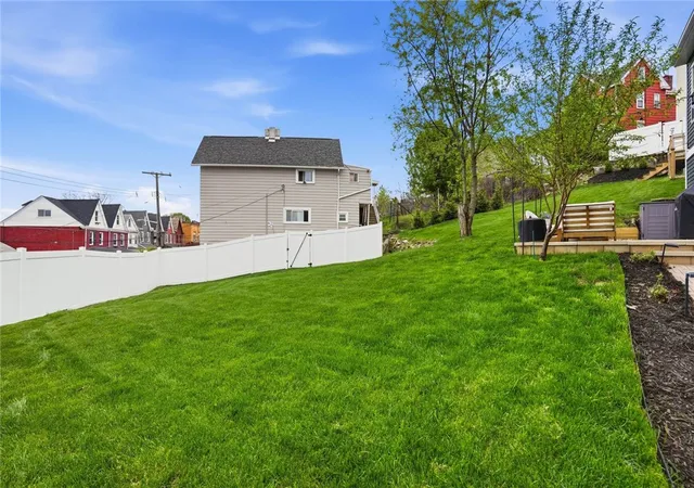 5th image of 27 Natchez St, Mt Washington, PA 15211 | MLS# 1751807