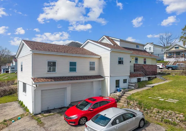 Homes for sale in Jeannette, PA | 932 Gaskill Ave, Jeannette, PA 15644 | MLS# 1752114