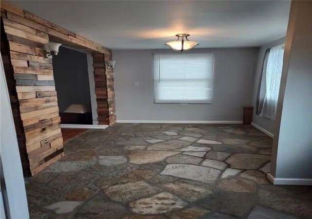5th image of 1001 Short St, Ambridge, PA 15003 | MLS# 1752149