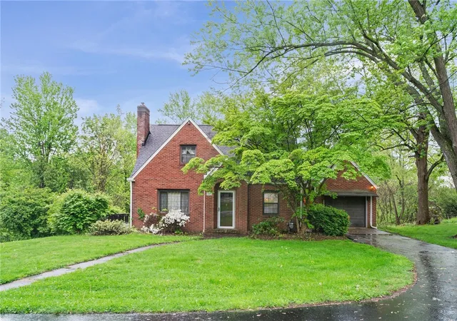 Photo 1 of Single family home for sale at 1445 Dutch Ridge Rd, Beaver, PA 15009 | MLS# 1752053 | Listing updated on 2026-06-09