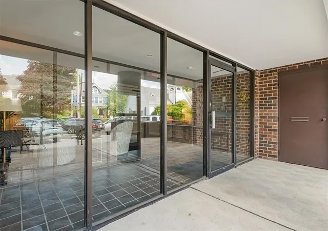 5th image of 316 Beaver St, Sewickley, PA 15143