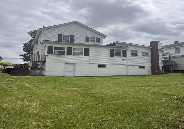 Homes for sale in Jeannette, PA | 507 & 507 1/2 Michigan Ave, Jeannette, PA 15644 | MLS# 1752193