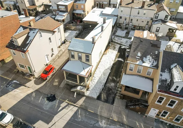 5th image of 327-329 Ella St, Bloomfield, PA 15224 | MLS# 1752216