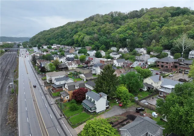 Photo 27 of Single family home for sale at 68 Ohio River Blvd, Leetsdale, PA 15056 | MLS# 1751801 | Listing updated on 2026-07-21