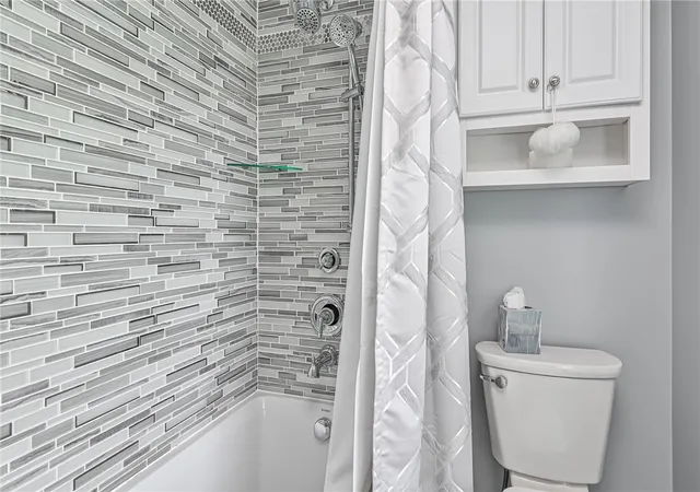3rd image of 3511 Sunnyvale Dr, Allison Park, PA 15101 | MLS# 1752020