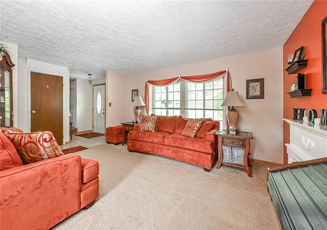 5th image of 3511 Sunnyvale Dr, Allison Park, PA 15101 | MLS# 1752020