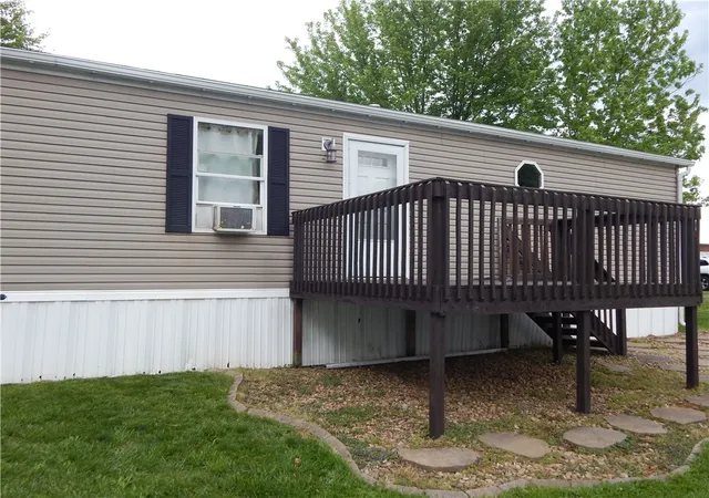 3rd image of 161 Rolling Valley Ln, Twp Of But Nw, PA 16001 | MLS# 1752006