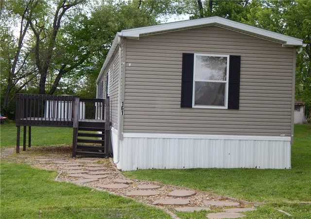 4th image of 161 Rolling Valley Ln, Twp Of But Nw, PA 16001 | MLS# 1752006