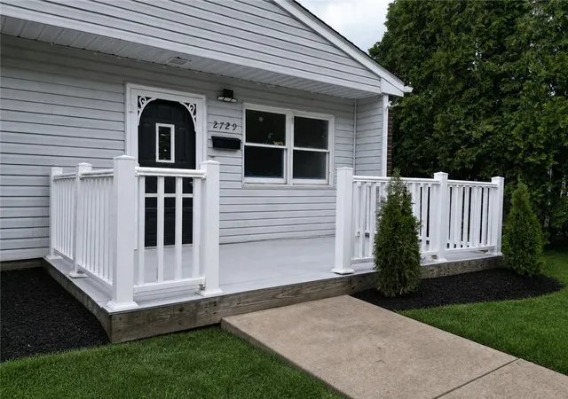 Homes for sale in Harrison Twp, PA | 2727/2729 Kingston Dr, Harrison Twp, PA 15065 | MLS# 1752177
