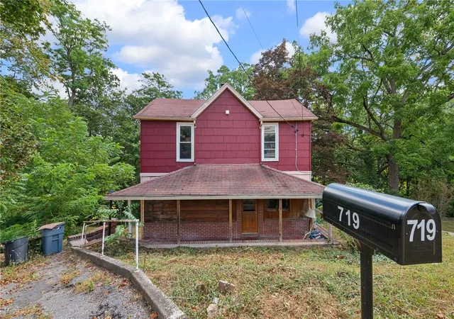 1st image of 716 Suter Street, Johnstown, PA 15905 | MLS# 1752390