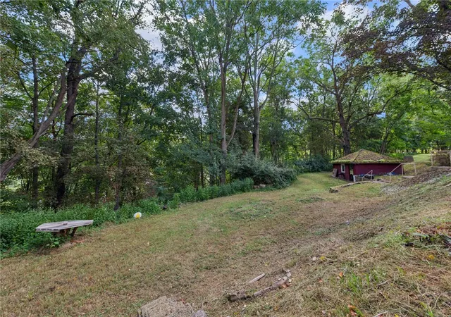 3rd image of 716 Suter Street, Johnstown, PA 15905 | MLS# 1752390