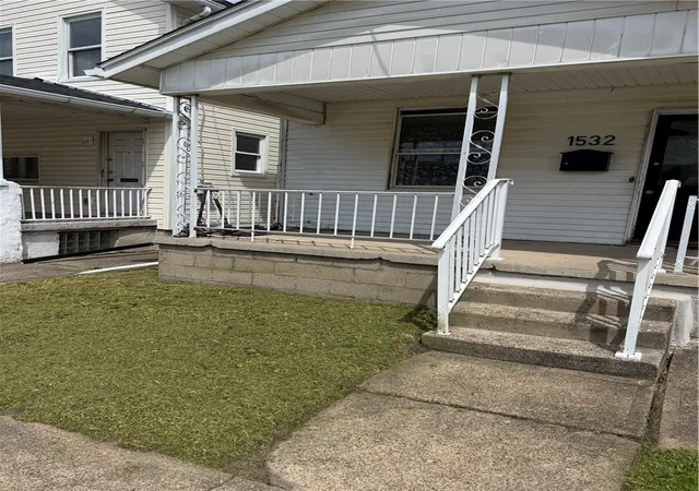 Photo 2 of Single family home for sale at 1532 4th Avenue, Arnold, PA 15068 | MLS# 1752189 | Listing updated on 2026-08-01