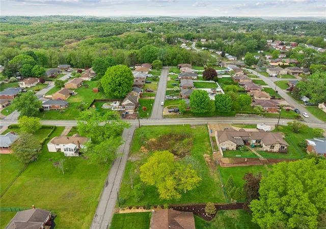Photo 4 of Sale Pending at 361 Carpenter Ln, Irwin, PA 15642 | MLS# 1752399 | Listing updated on 2026-08-31