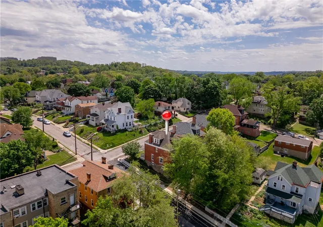 Homes for sale in Crafton, PA | 51 N Linwood Ave, Crafton, PA 15205 | MLS# 1752392