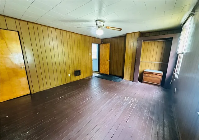 Photo 5 of Single family home for sale at 1421 Ridge Ave, Braddock, PA 15104 | MLS# 1752474 | Listing updated on 2026-05-07