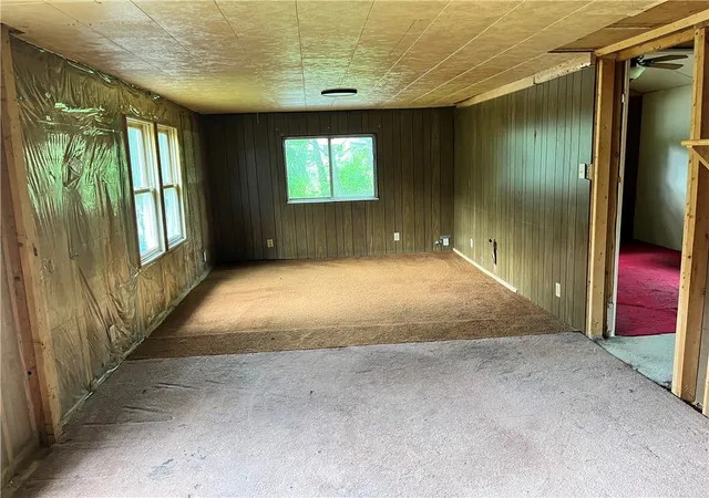 Homes for sale in Hempfield Twp, PA | 2302 Hunter Rd, Hempfield Twp, PA 15601 | MLS# 1752472